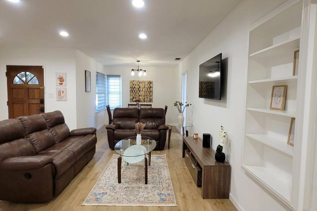 洛杉矶Newly Furnished Pool House别墅 外观 照片